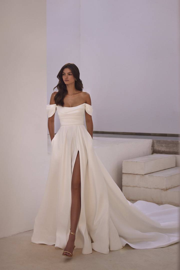 Milla Nova — Camelia